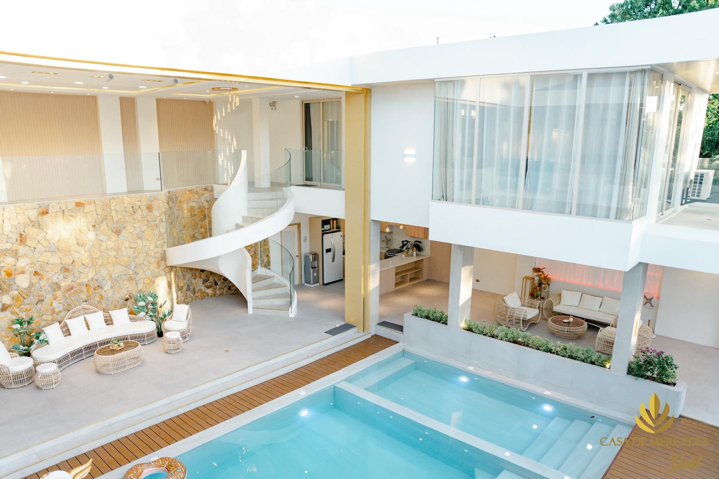 Villa courtyard pool view